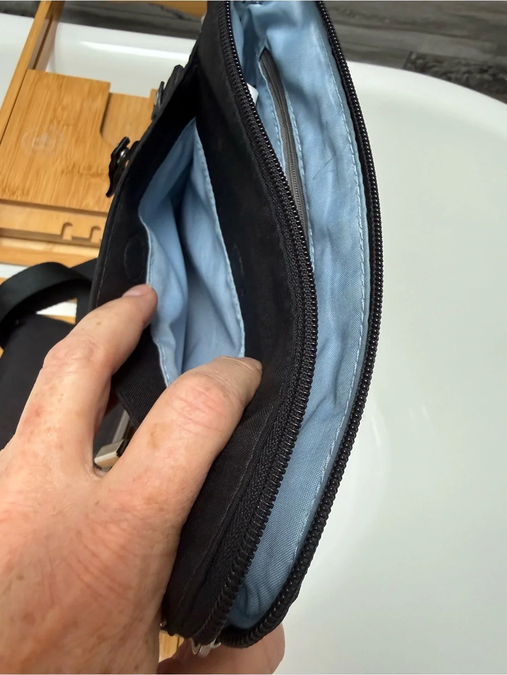 Baggallini “Go Bag” crossbody purse with matching RFID wristlet wallet